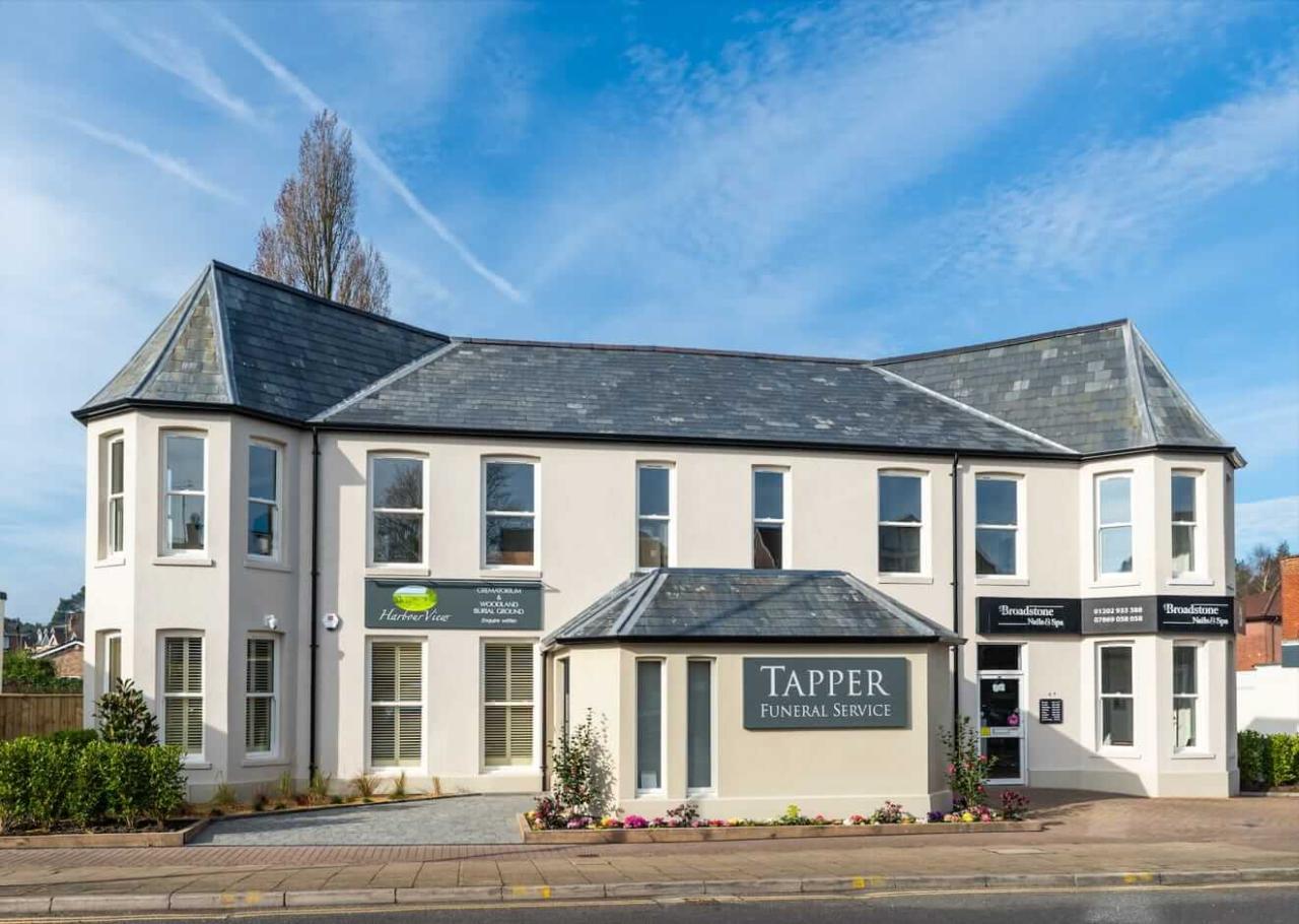 Tapper Funeral Service Broadstone